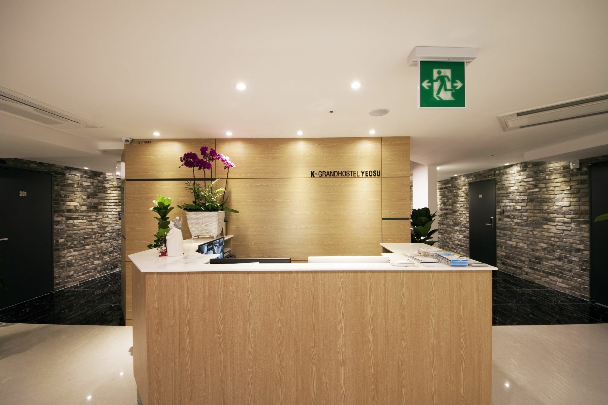 K-Grand Hostel Yeosu Exterior foto